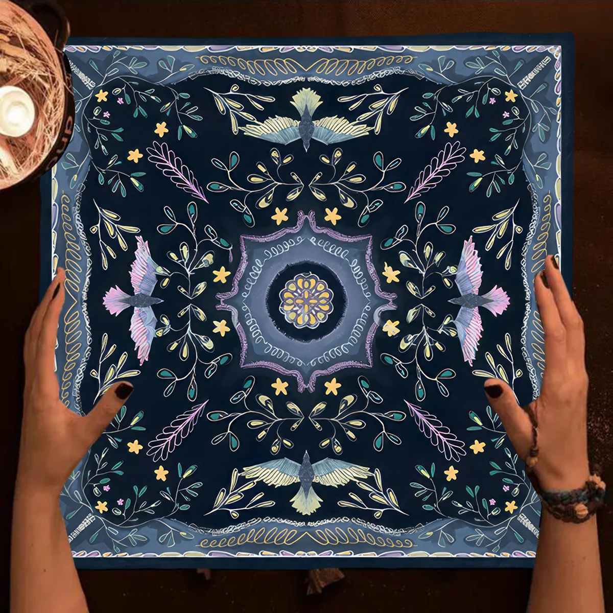 Hecate Göttin Tarot Tischdecke – Board Game Hotel Bewertung und Preis