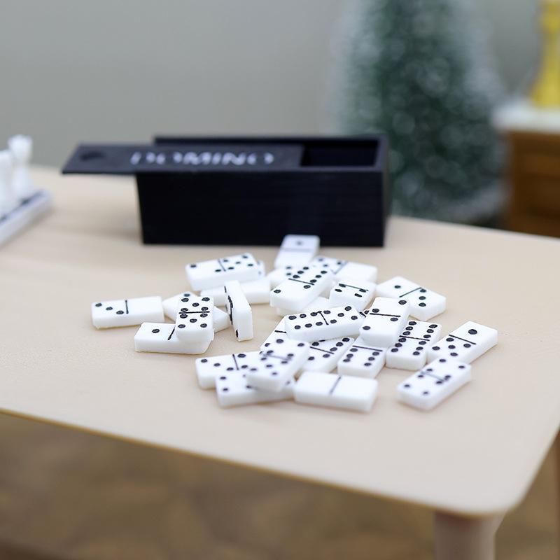 1 Set 1:12 Puppenhaus Zubehör  – Board Game Monopoli Bewertung und Preis